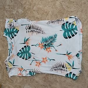 Maurices Tee, Floral print, size Medium